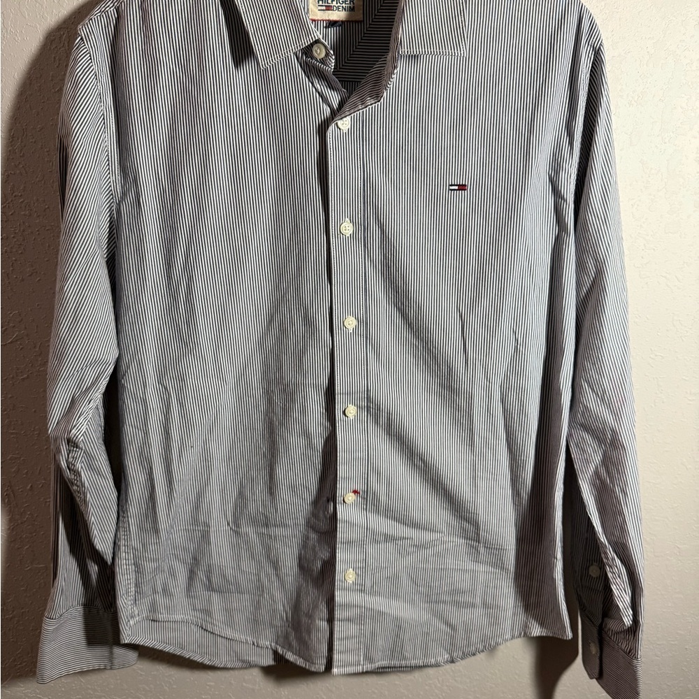 Men’s M Blue Striped Hilfiger Denim Vintage, 90’s, Preppy, Slim Fit Button Up